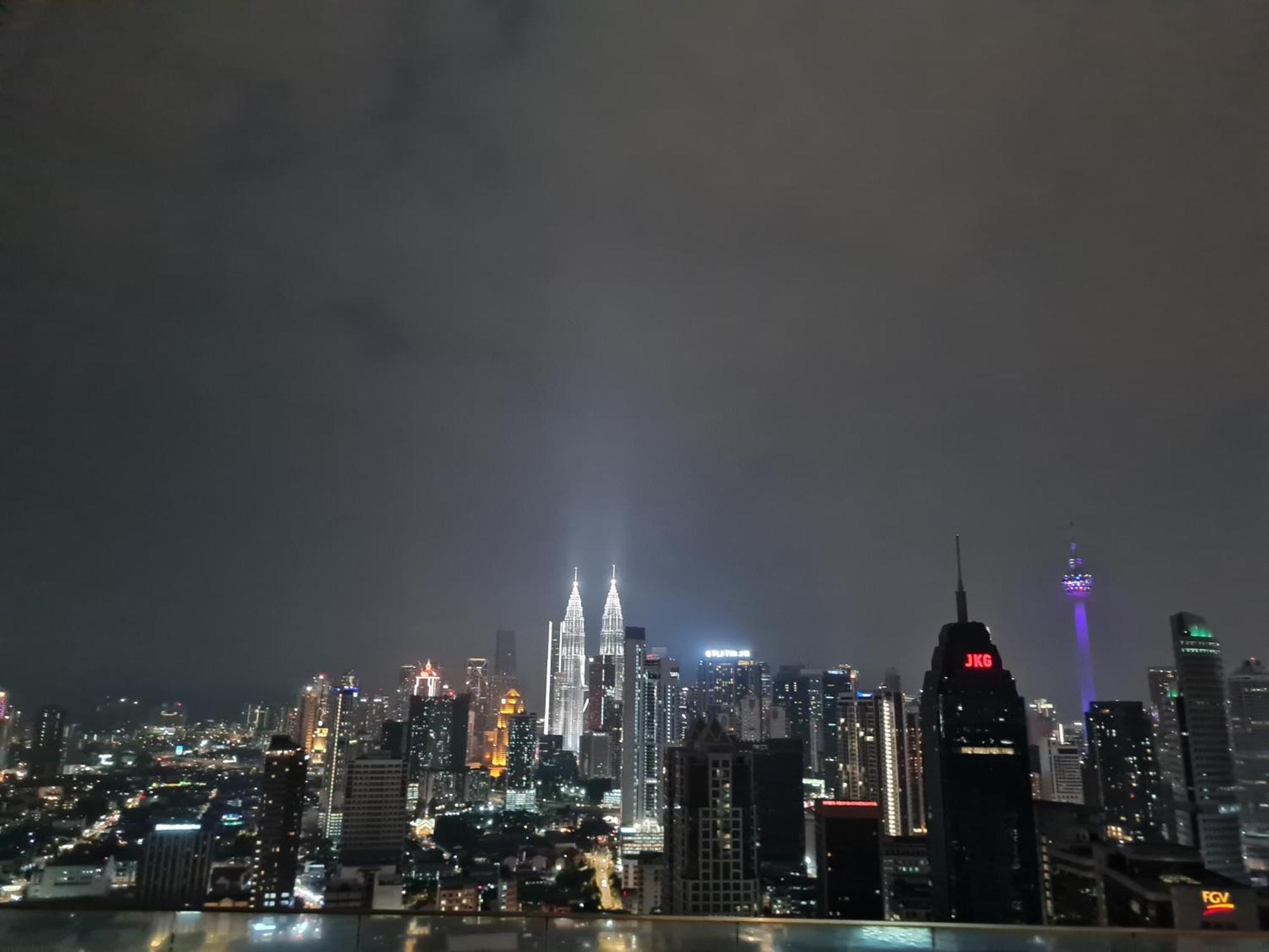 Apartamento Regalia Skypool 969 Kuala Lumpur Exterior foto